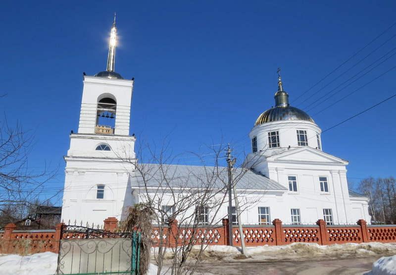 Церковь Сошествия Святого Духа, Арзамас, пл.Гагарина, 11 