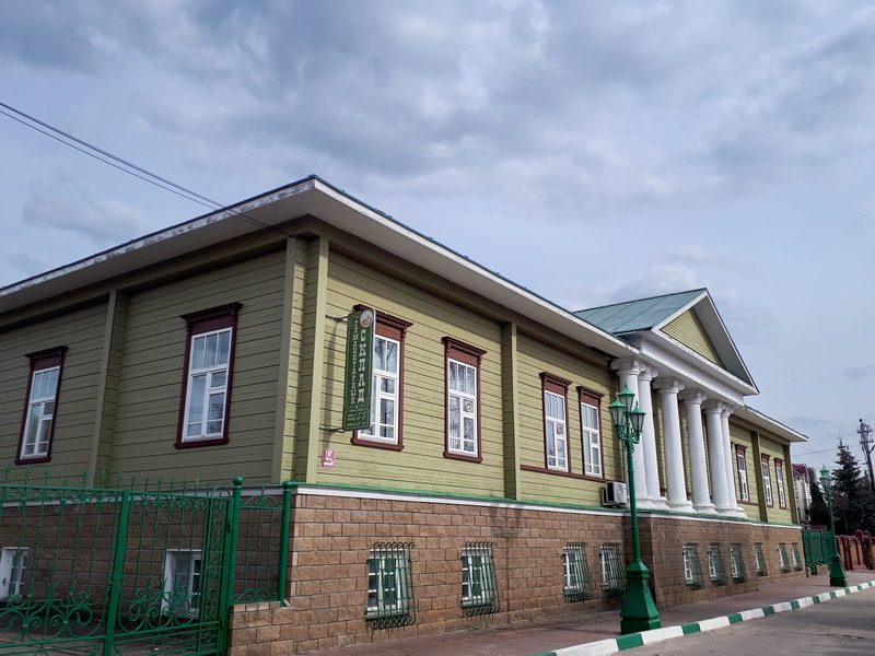 Здание Уездного земства, Арзамас, ул.В.Набережная, 11