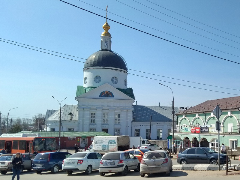 Владимирская церковь со стороны площади