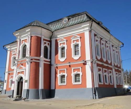 Магистрат (ратуша), музей Русского Патриаршества, пл. Соборная, 1А