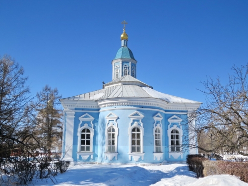 Знаменская церковь, пл.Гагарина, 9 
